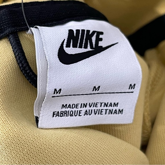 Nike Sportswear Tech Fleece Full Zip Hoodie Saturn Gold Black CU4489-700 Mens - Picture 11 of 14